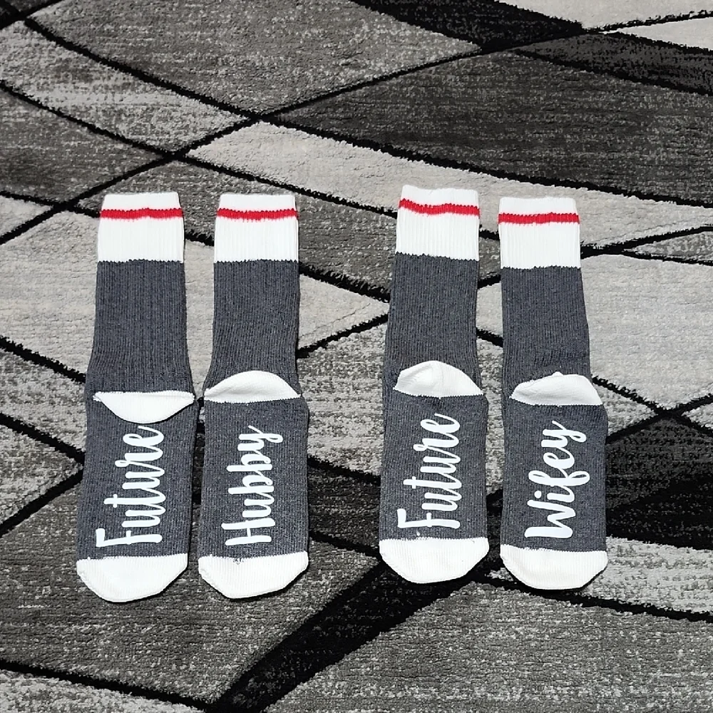 FUTURE WIFEY & FUTURE HUBBY ONE-SIZE GRAY & WHITE NOVELTY CREWSOCKS